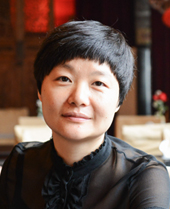 彭艳妮1.jpg