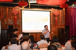 对重庆市巴南区乐一融合幼儿园贺小燕暴力治疗自闭症儿童事件的反思
