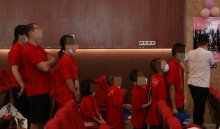 公益好声音 | 一场特殊的视频见面会：高墙内的服刑者，和他们受歧视的子女